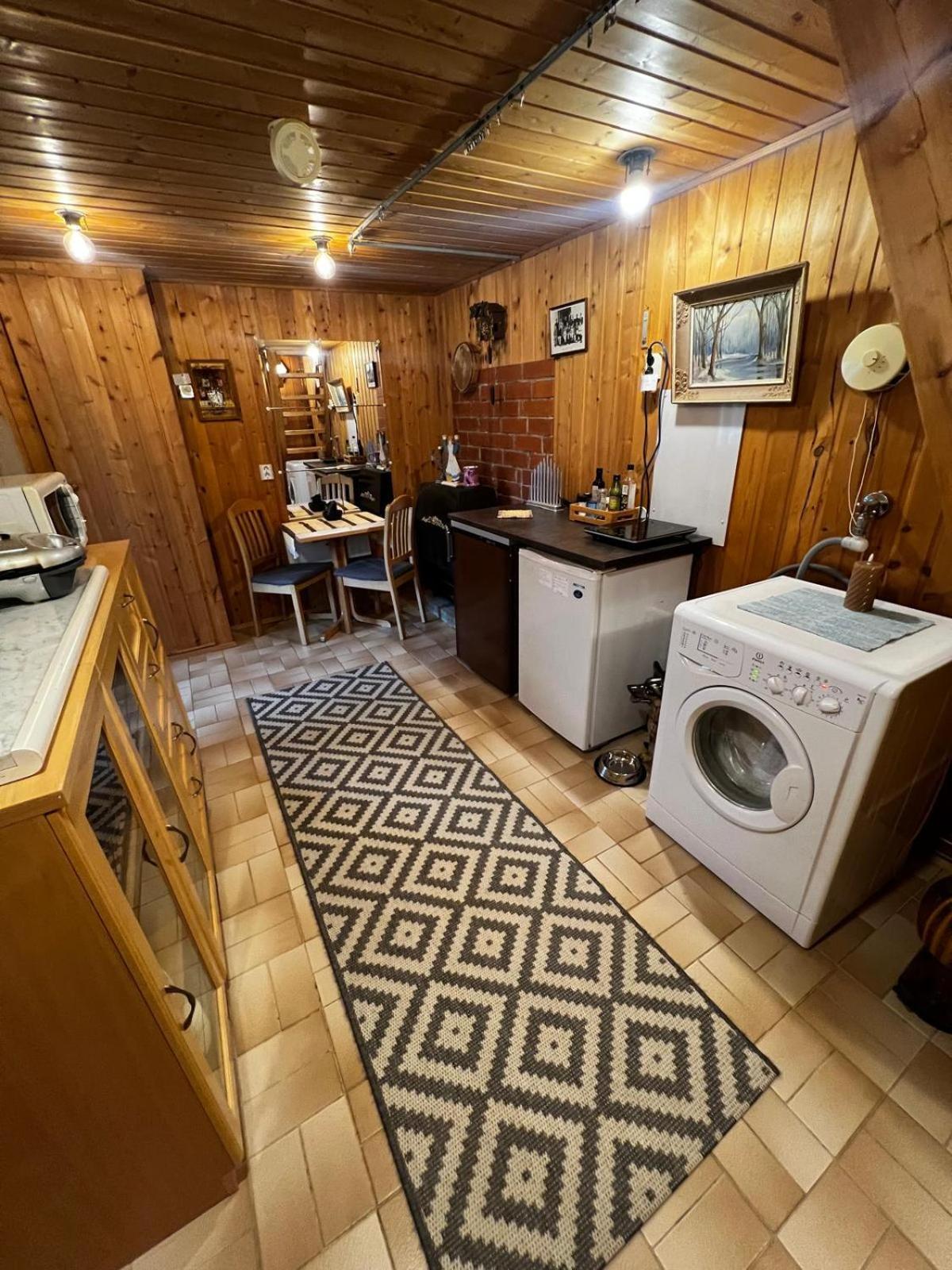 Adorable 1-Bedroom Cottage/Guesthouse In Kittilae 外观 照片